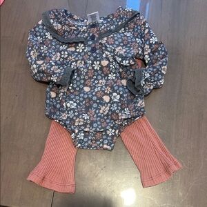 Daisy Fuentes Floral Baby Top in Gray and Pink